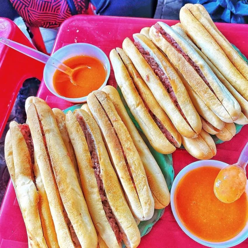 Bánh mì cay Hải Phòng