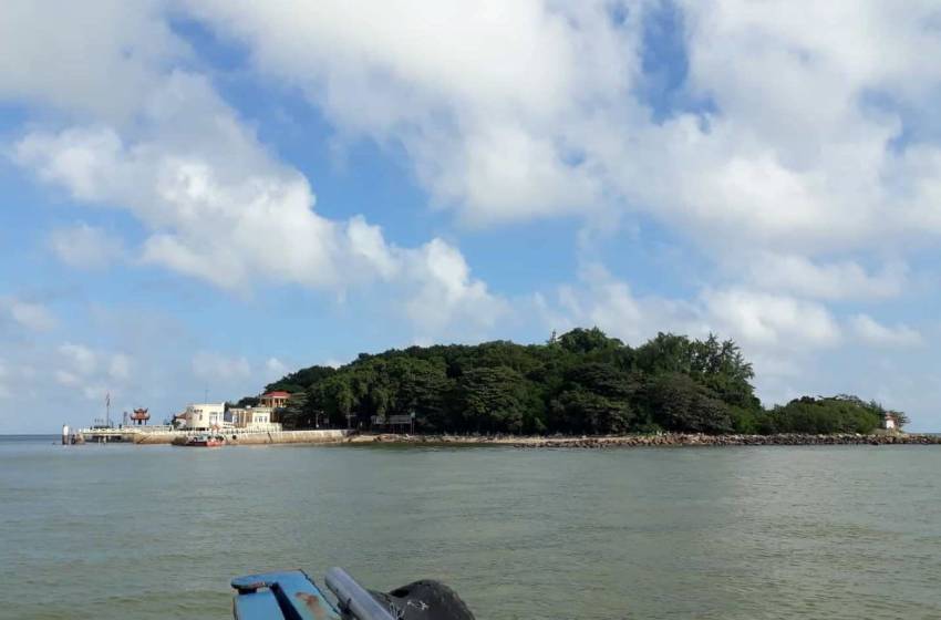 Nét đẹp hoang sơ của Hòn Dấu