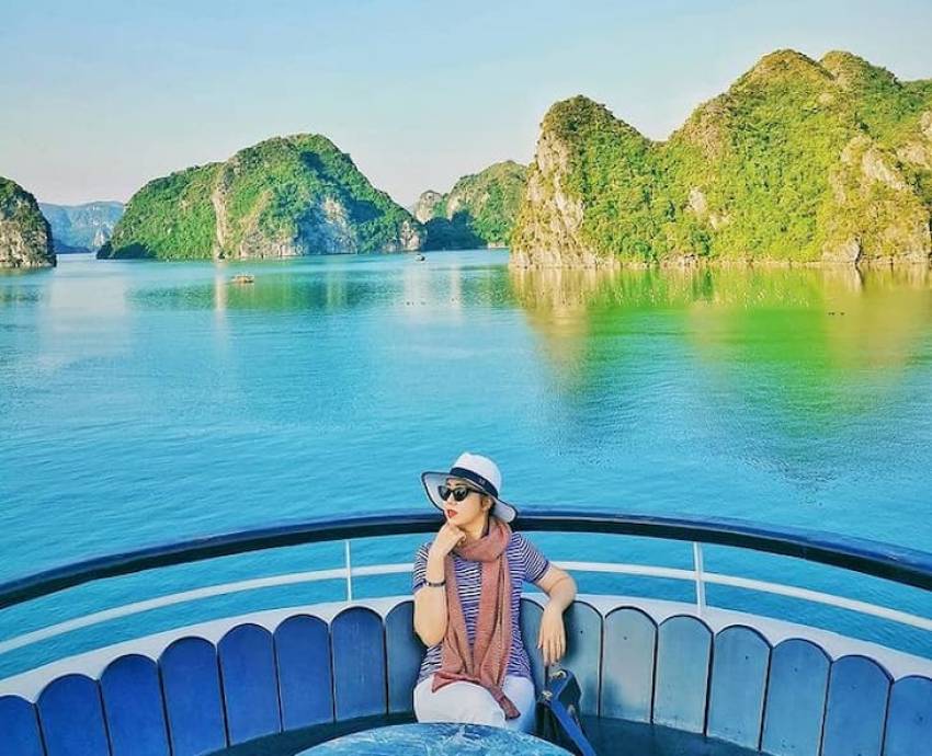 Vịnh Lan Hạ với phong cảnh hữu tình